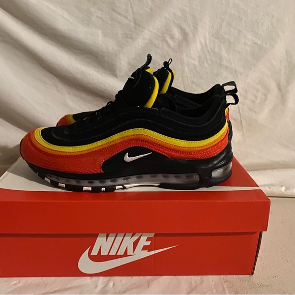 Nike Air Max 97s - Picture 4 of 11